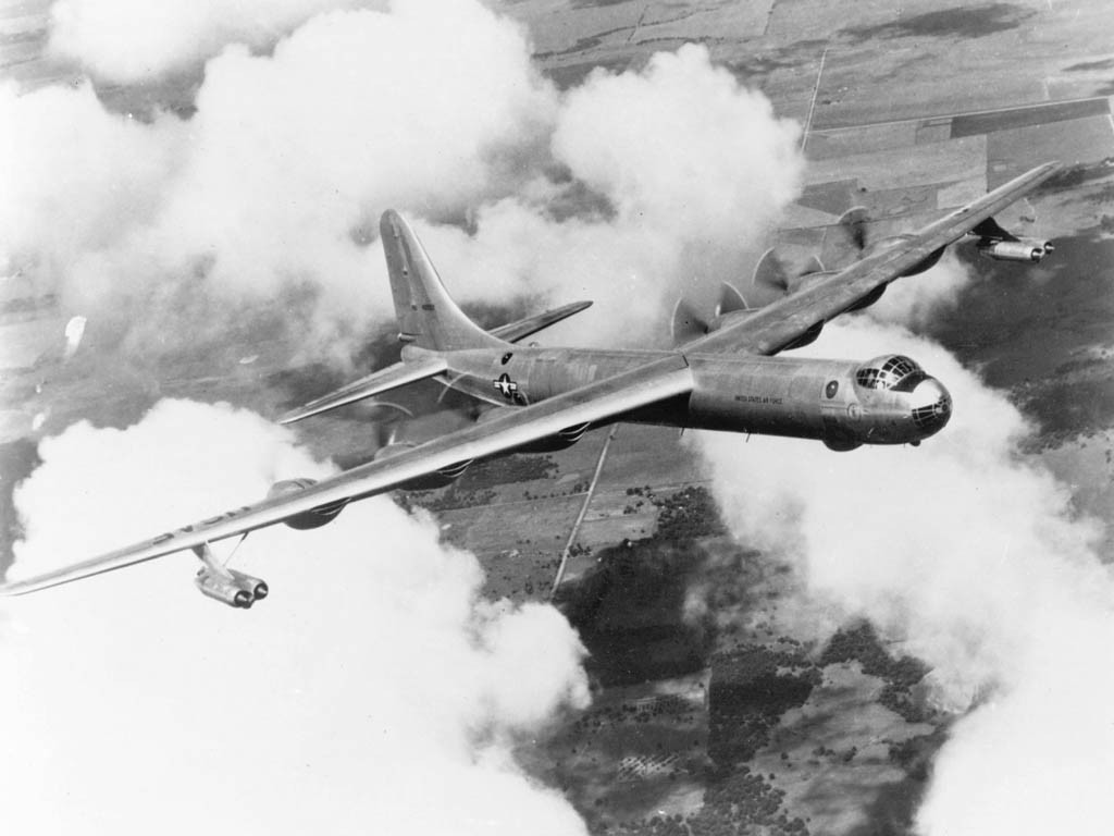 convair-b-36-peacemaker-bomber-ipad-wallpaper
