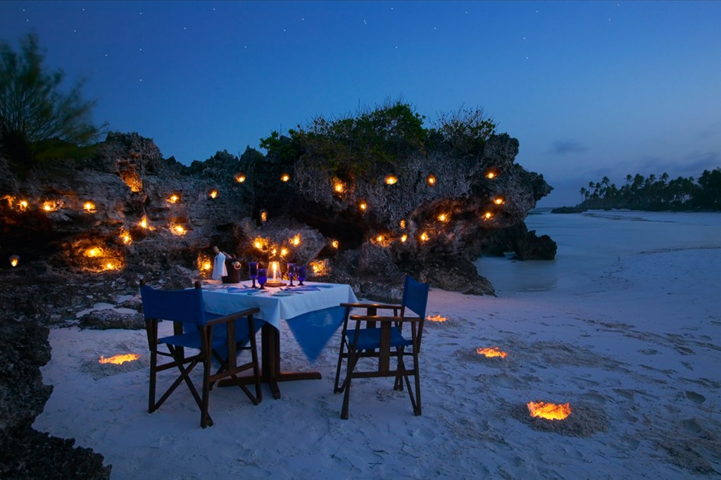 Matemwe-romantic-beach-dinner-web