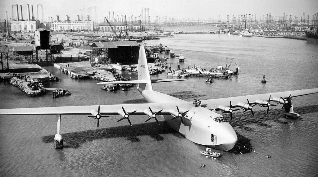 Spruce-Goose-Long-Beach-Caliifornia1947