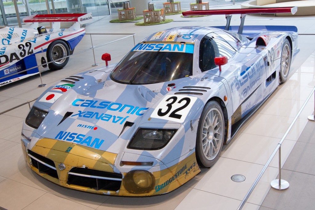 Nissan_R390_GT1_(1998)_front-left_2012_Nissan_Global_Headquarters_Gallery