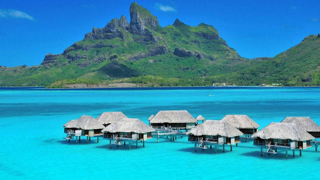 aqua-blue-lagoon-luxury-water-villas-at-bora-bora-tropical-isl-tahiti-desktop-background-597733